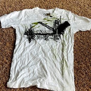 T shirt